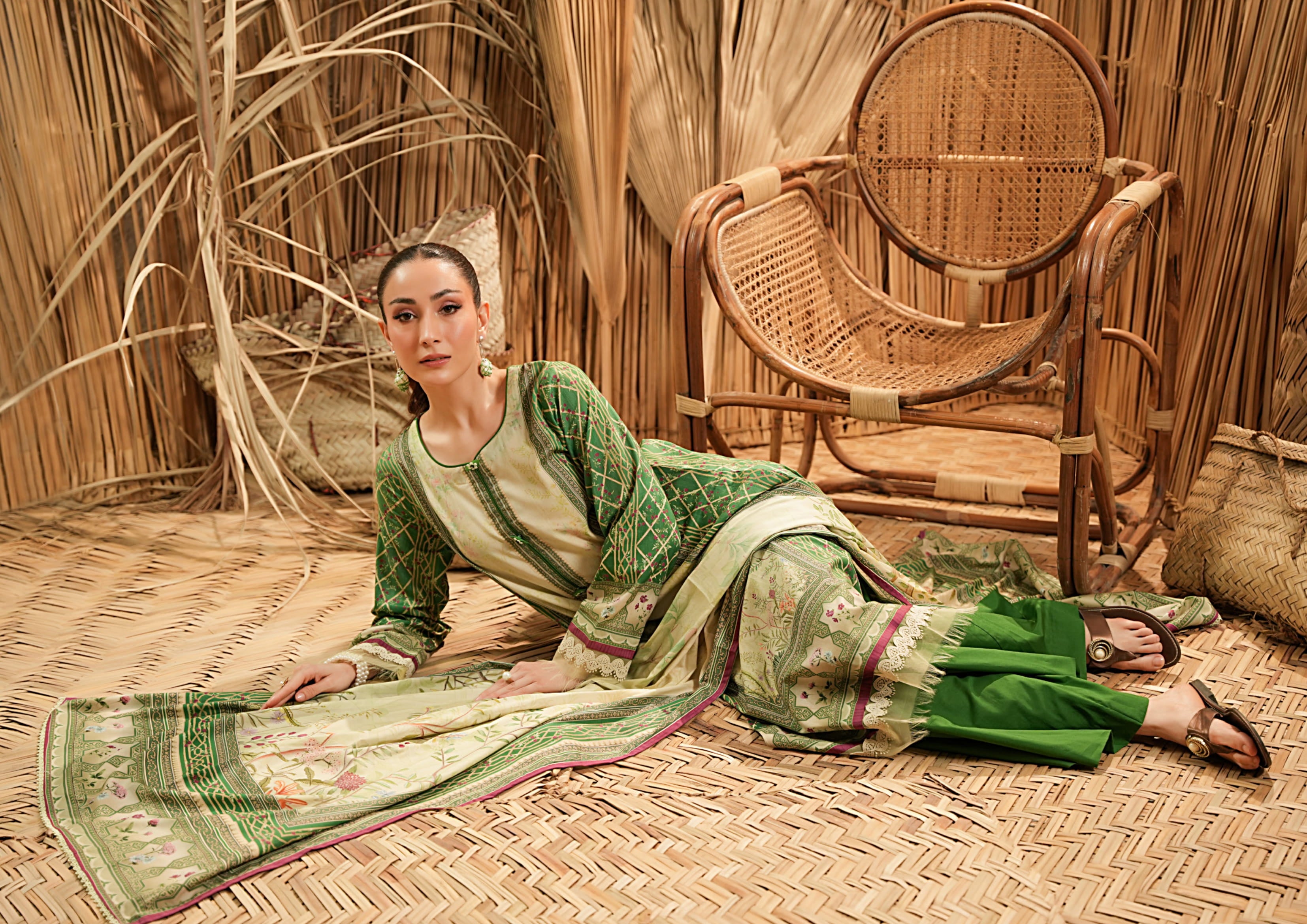 Salina Linen 3 Piece Suit – Shirt, Trouser & Dupatta